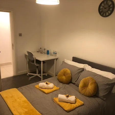 Apartment Clarendon Samara En Suites Luxury *
