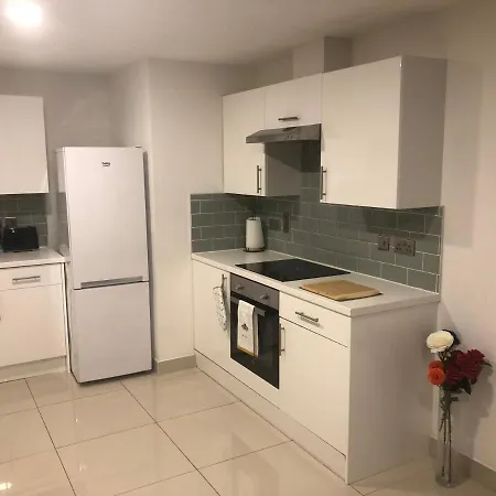 Apartment Clarendon Samara En Suites Luxury *
