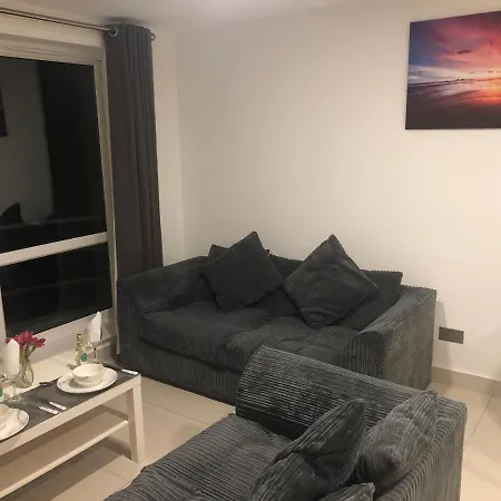 Clarendon Samara En Suites Luxury * Leeds (West Yorkshire)